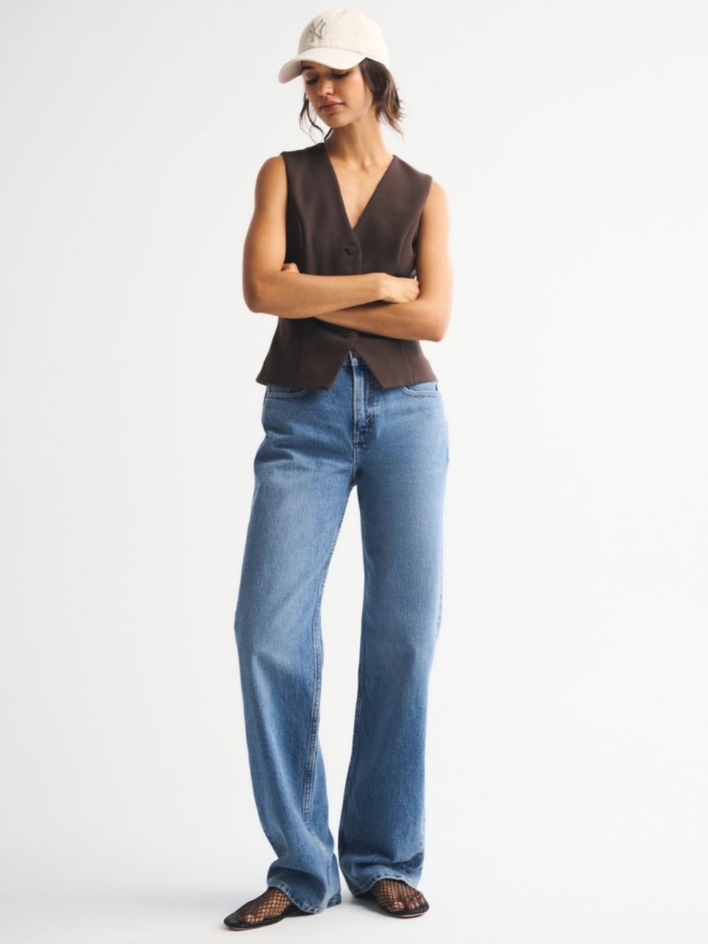 Abercrombie High Rise 90s Relaxed Jean NWT
